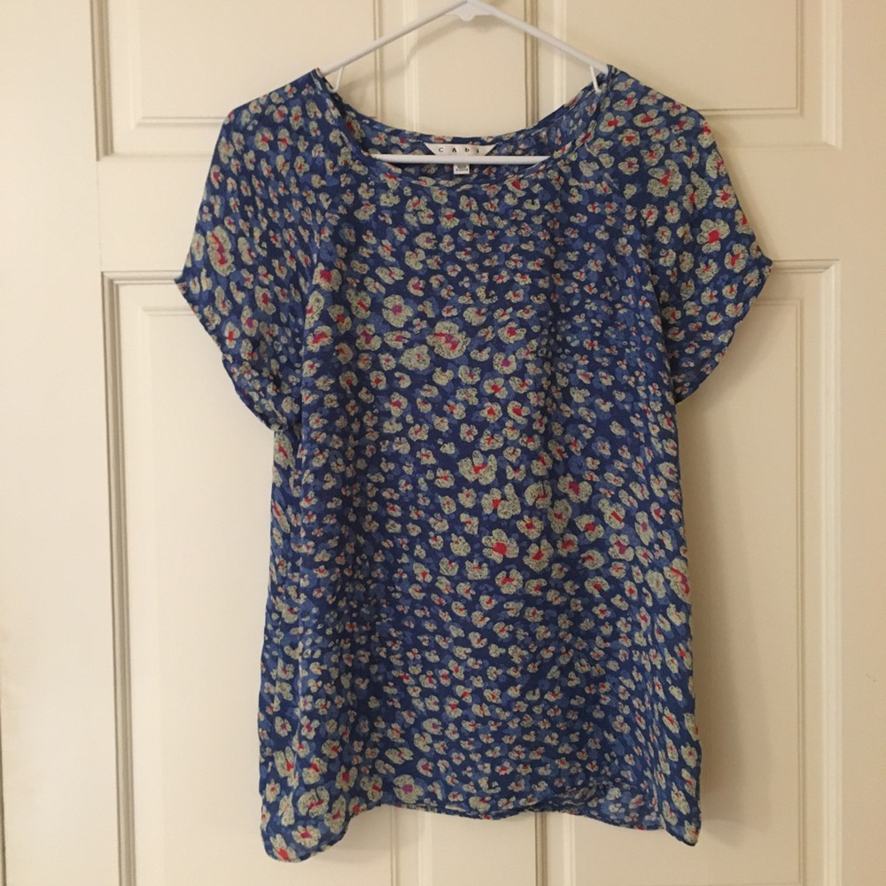 CAbi (S) Blouse Blue Tiny Floral Pattern Style #299 Short Sleeve Crossover Back